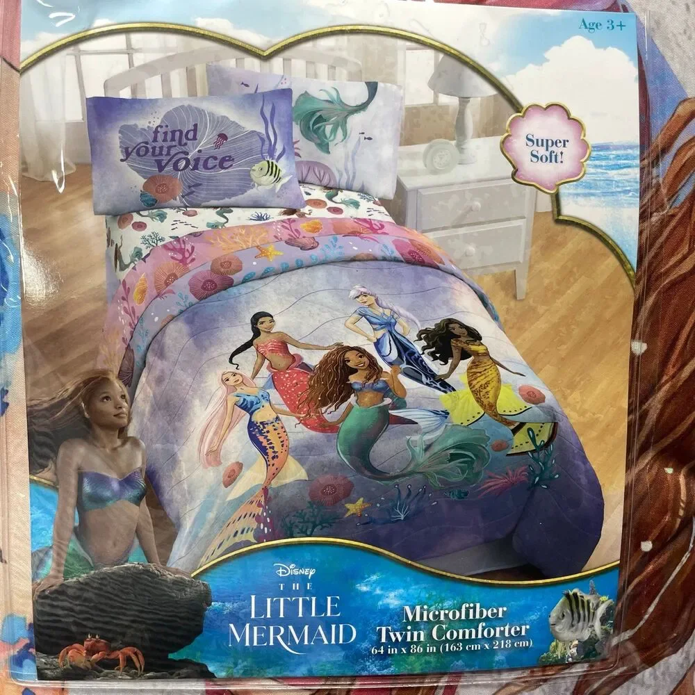 Disney The Little Mermaid Kids' live action girls comforter  twin seashells